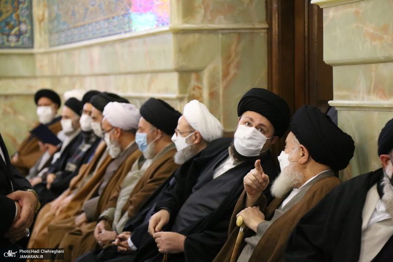 حضور مراجع و علما در مسجد امام حسن عسکری(ع) در پی ارتحال آیت الله العظمی صافی(ره)