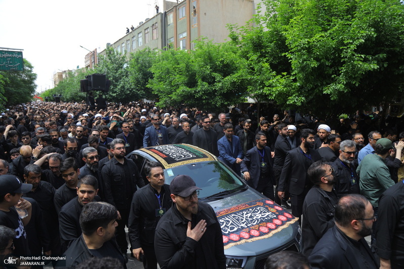 دسته عزای شهادت امام صادق(ع) با حضور آیت الله العظمی وحید خراسانی