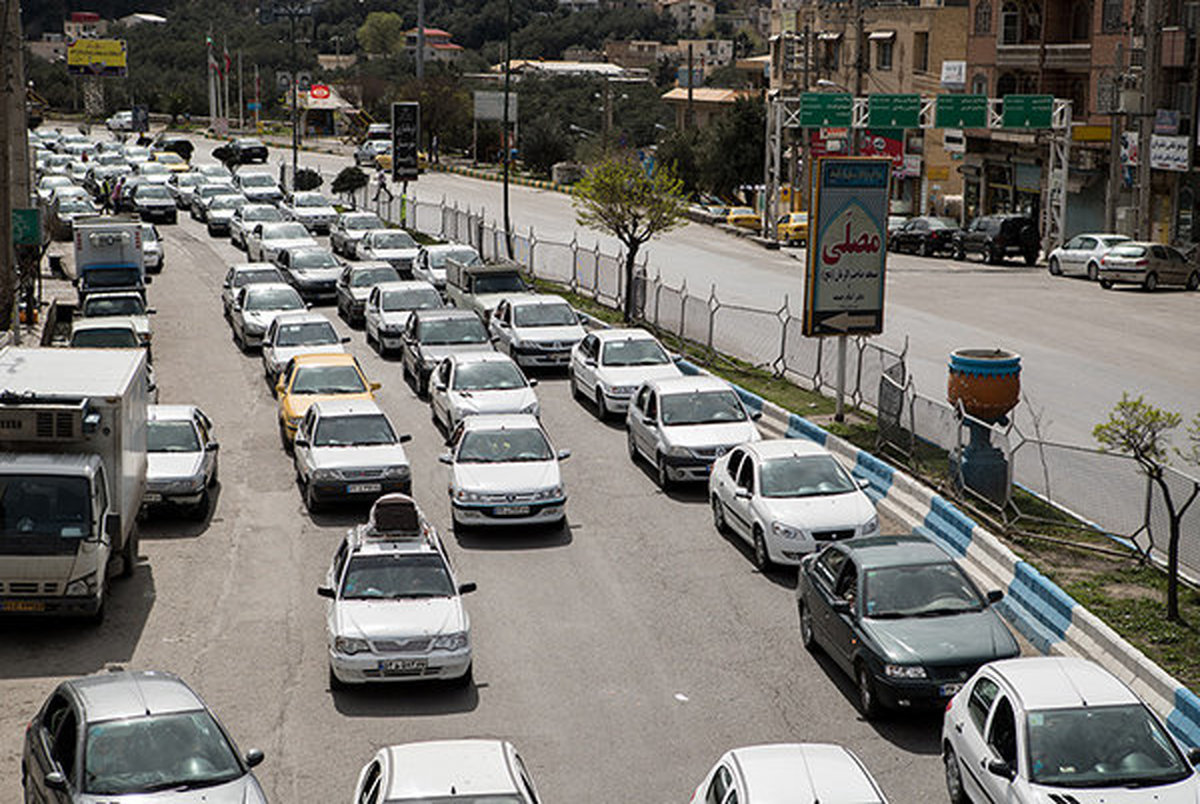 ترافیک نیمه سنگین در آزادراه تهران-قم/ تردد در هراز پر حجم است
