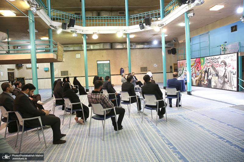 تجدید میثاق اساتید و دانشجویان پژوهشکده امام خمینی و انقلاب اسلامی با آرمان های بنیانگذار جمهوری اسلامی