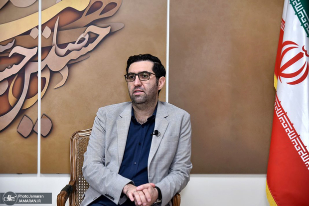 سعید آجرلو: گفتارهای ستیزه‌جو می‌خواهند ما را به جامعه‌شناسی سیاسی قبل از جنگ ببرند/ نیاز به تشکل‌ها و احزابی در جناح راست داریم که ادبیات «عقلانیت انقلابی» را جلو ببرد