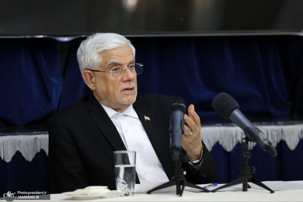 معاون اول رئیس‌جمهور در دیدار با جمعی از دیپلمات‌های ایرانی مقیم روسیه/ عارف: همکاری ایران و روسیه در چارچوب منافع ملی، امنیت ملی و شرایط منطقه‌ای انجام می‌شود/ ایران‌هراسی تاثیری در افکار عمومی مردم روسیه نداشته است