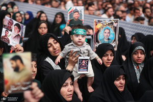 مراسم گرامیداشت عید میلاد پیامبر اکرم (ص) و امام صادق (ع) در حسینیه امام خمینی (ره)