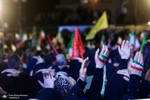 هشتاد و يكمين اجتماع پرشور مردم در ميدان انقلاب
