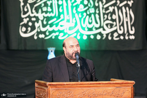 مراسم عزاداری شب عاشورای حسینی (ع) در حرم امام خمینی (س)