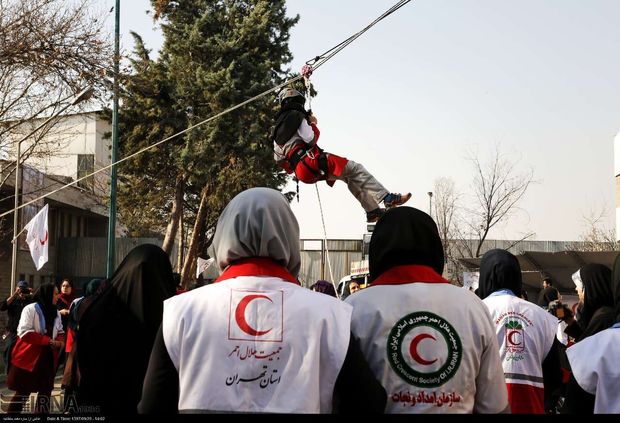 بانوان امدادگر مردان عرصه امدادرسانی