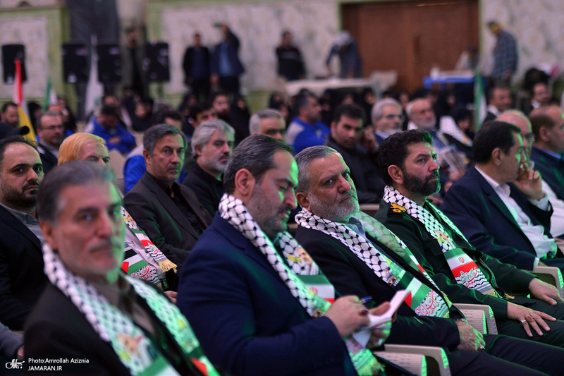 اجتماع بزرگ کارگران به مناسبت سالگرد شهادت حاج قاسم سلیمانی در حرم امام خمینی (س)