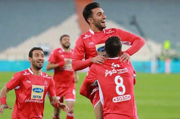 هافبک پرسپولیس: بازیکن الاهلی با چنگ زدن گوشت‌ تنم را کنده است!