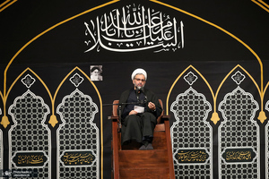 مراسم عزاداری شب تاسوعای حسینی (ع) در حسینیه امام خمینی