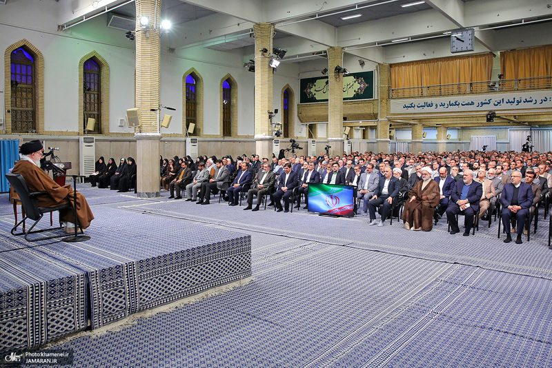 دیدار تولیدکنندگان و فعالان اقتصادی با رهبر معظم انقلاب