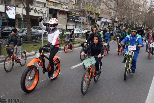 حناچی: تقاضا برای دوچرخه‌سواری در تهران رو به افزایش است
