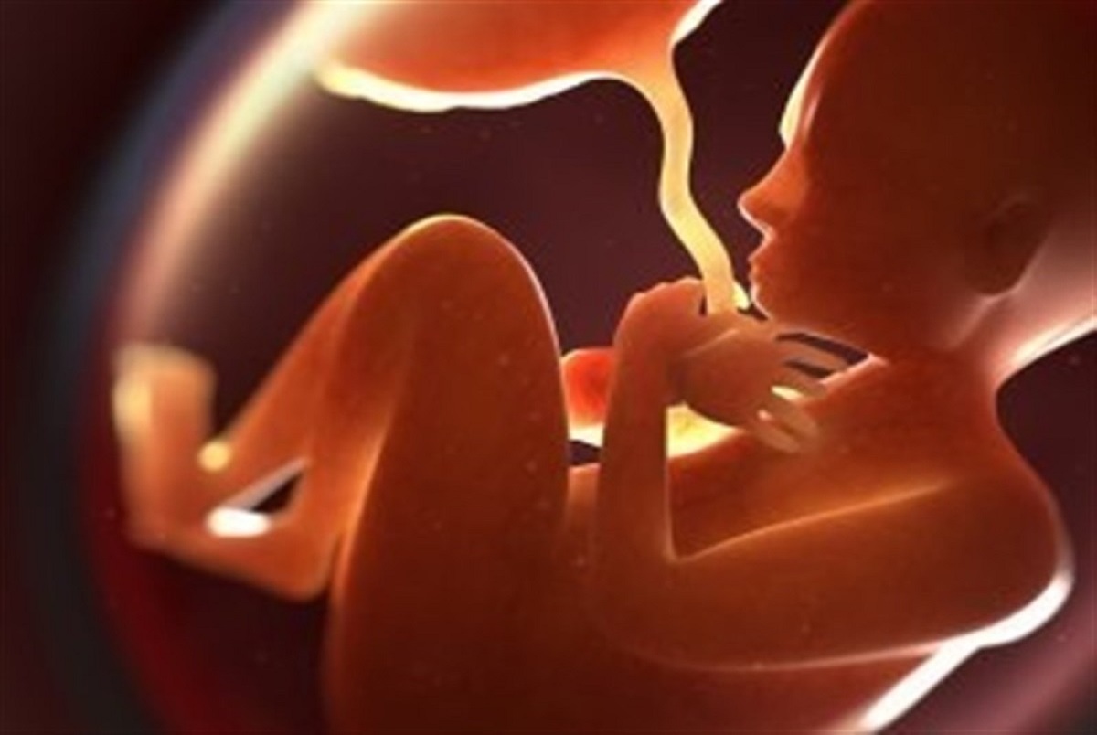 خطر ابتلای جنین به کووید ۱۹ از طریق مادر کرونایی