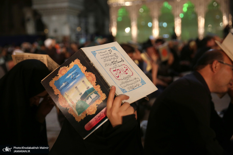 احیای شب نوزدهم ماه مبارک رمضان در حرم امام خمینی(س)