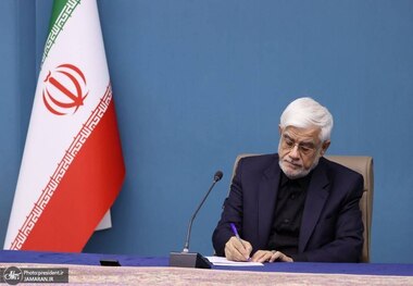 عارف: وظیفه ملی ما ادامه مسیر خدمت صادقانه و حفظ وفاق است