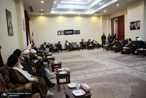 حاشیه تجدید میثاق هیأت رئیسه و اعضای مجلس خبرگان رهبری با آرمان های امام خمینی(س)