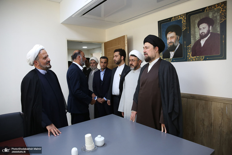 بازدید سید حسن خمینی از موسسه تنظیم و نشر آثار امام خمینی (س)