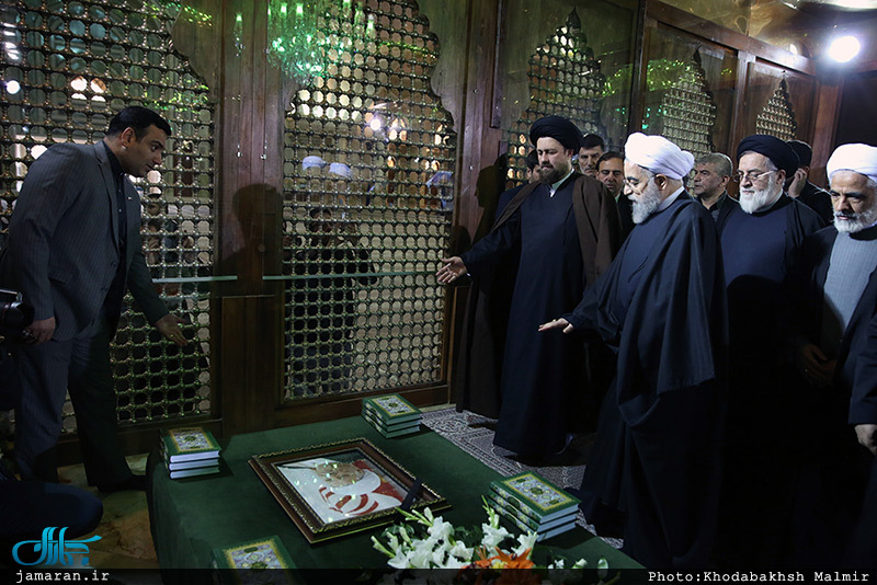 ادای احترام حسن روحانی به امام خمینی و رییس فقید مجمع تشخیص مصلحت نظام