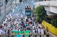 راهپیمایی بزرگ میلاد پیامبر (ص) در پاکستان (6)