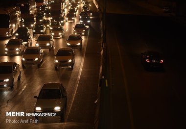 ترافیک سنگین در جاده قدیم بومهن حذف خبر منع تردد درمحورهای شمالی!