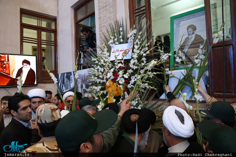 مراسم یوم الله 12 بهمن در بیت امام در قم 