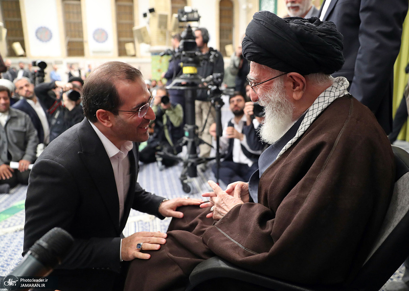 دیدار جمعی از شاعران و اهالی فرهنگ و ادب با رهبر معظم انقلاب