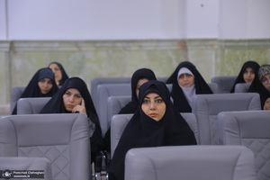 پنجمین محفل ادبی پروانه ها در مجتمع فرهنگی هنری یادگار امام (ره) قم