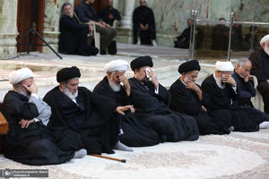 سومین شب عزاداری حضرت اباعبدالله الحسین (ع) در حرم امام خمینی