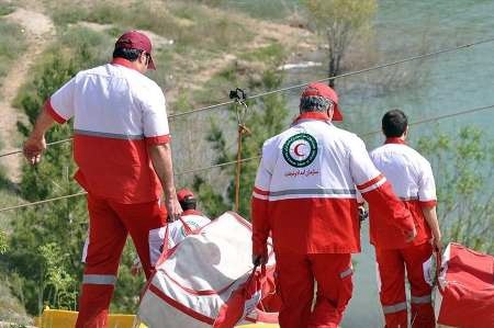 برپایی 5 اردوگاه اسکان اضطراری و توزیع بیش از 80 تن اقلام امدادی دربین حادثه دیدگان سیل در آذربایجان غربی