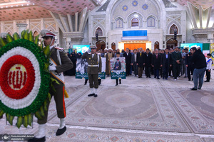 تجدید میثاق وزیر، معاونین و مدیران کل وزارت آموزش و پرورش با آرمان های حضرت امام (س)