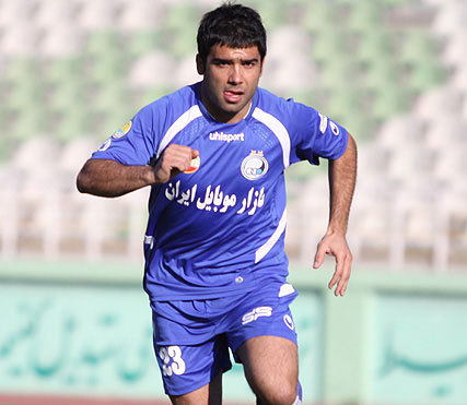 سانحه برای هافبک سابق استقلال در جاده شیراز +عکس
