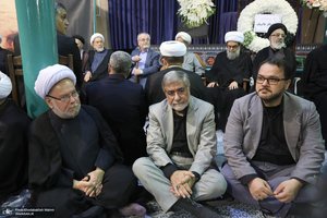مراسم بزرگداشت همسر آیت الله موسوی بجنوردی (ره) در حسینیه شماره یک جماران-3