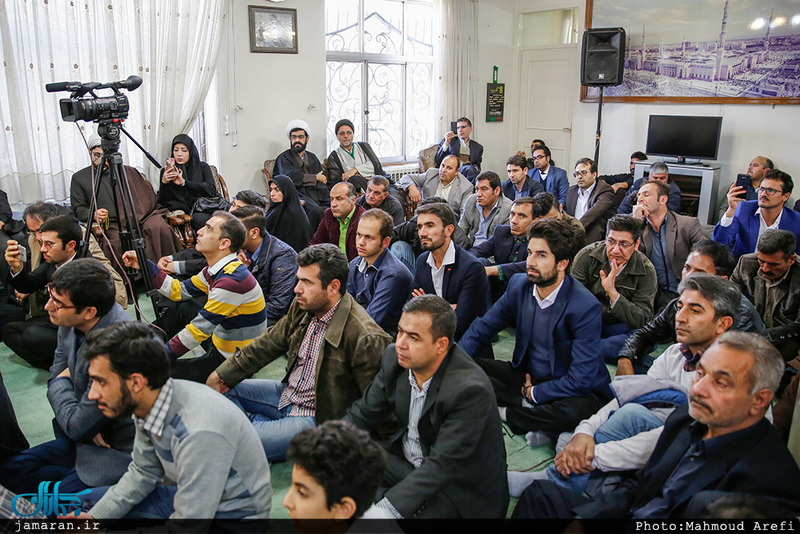 دیدار جمعی از فعالان فضای مجازی با سید حسن خمینی