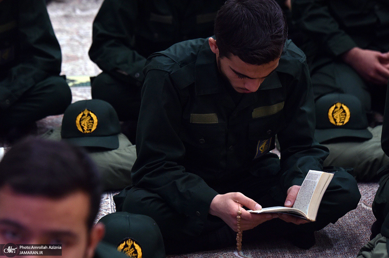 مراسم دعای کمیل در حرم مطهر امام خمینی (س)