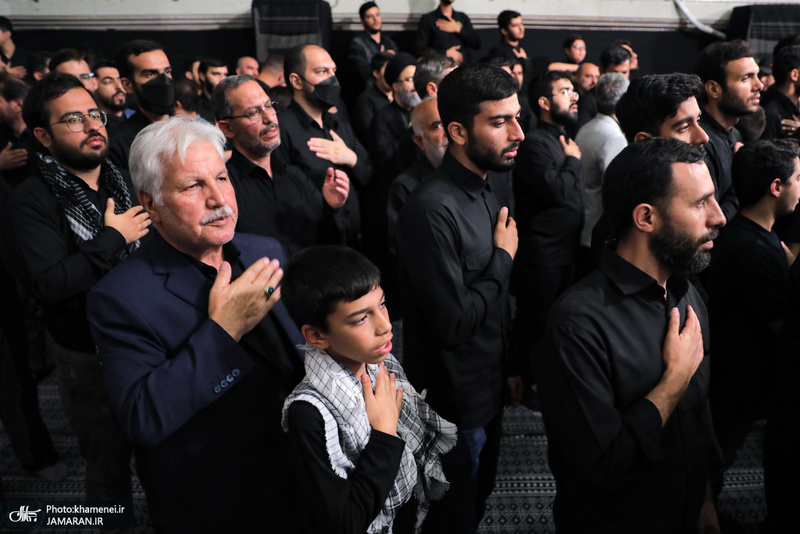 آخرین شب مراسم عزاداری حضرت اباعبدالله الحسین (ع) در حسینیه امام خمینی