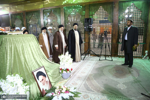 تجدید میثاق رئیس و اعضای مجلس خبرگان رهبری با آرمان های امام خمینی (س)