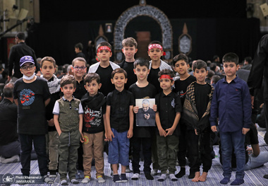 آخرین شب مراسم عزاداری حضرت اباعبدالله الحسین (ع) در حسینیه امام خمینی