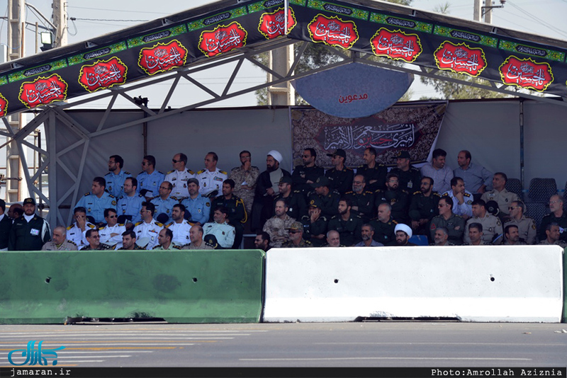مراسم رژه نیروهای مسلح در جوار حر مطهر امام خمینی(س)