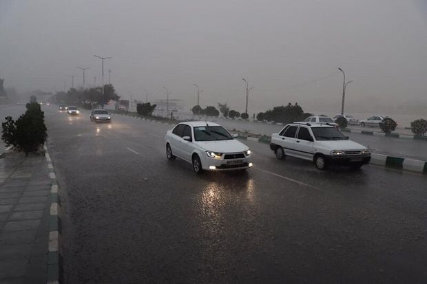بارندگی در جاده‌های مازندران، رانندگان احتیاط کنند