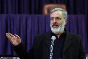 رونمایی از پرده نقالی خوانی (امام مردم) در حسینیه جماران