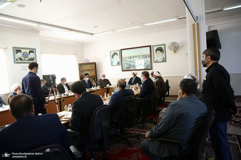 نشست هم اندیشی سرپرست موسسه تنظیم و نشر آثار امام خمینی(ره) با مدیران دفتر نمایندگی قم