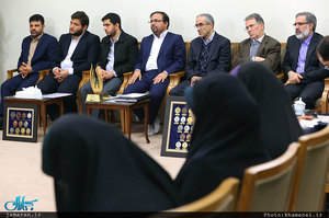 دیدار دانشجویان بسیجی مدال‌آور دانشگاه شریف با رهبر معظم انقلاب 