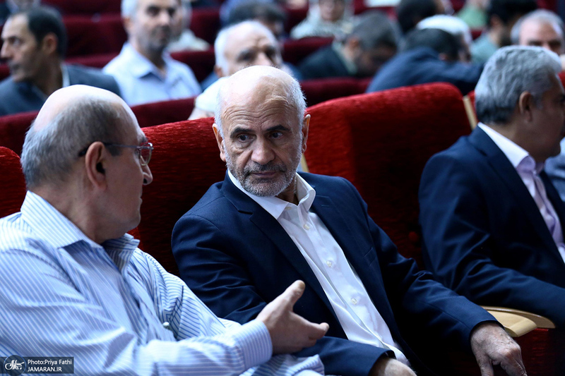 شب بزرگداشت «فرشاد مومنی»