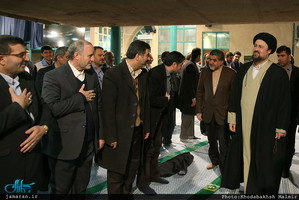 دیدار استاندار و جمعی از مدیران استان تهران با سید حسن خمینی