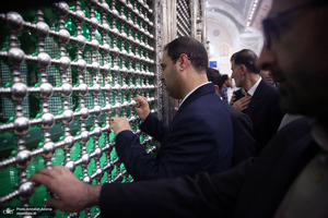 حضور وزیر جدید آموزش و پرورش در حرم مطهر امام خمینی (س)