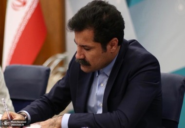 حسین‌زاده، معاون رئیس‌جمهور: اظهارنظرهای منازعه‌آفرین به بهانه‌های مختلفی چون عفاف و حجاب و دوقطبی‌سازی‌های سیاسی، نگرانی‌هایی را برای دلسوزان ایجاد می‌کند/ امروز بیش از هر زمان دیگری کشور به گسترش حس «ما» نیاز دارد/ هیچ کشوری با سخنان تند امن‌تر نشده است