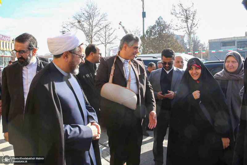 بازدید زهرا بهروزآذر، معاون رئیس جمهور از بیت تاریخی امام در خمین