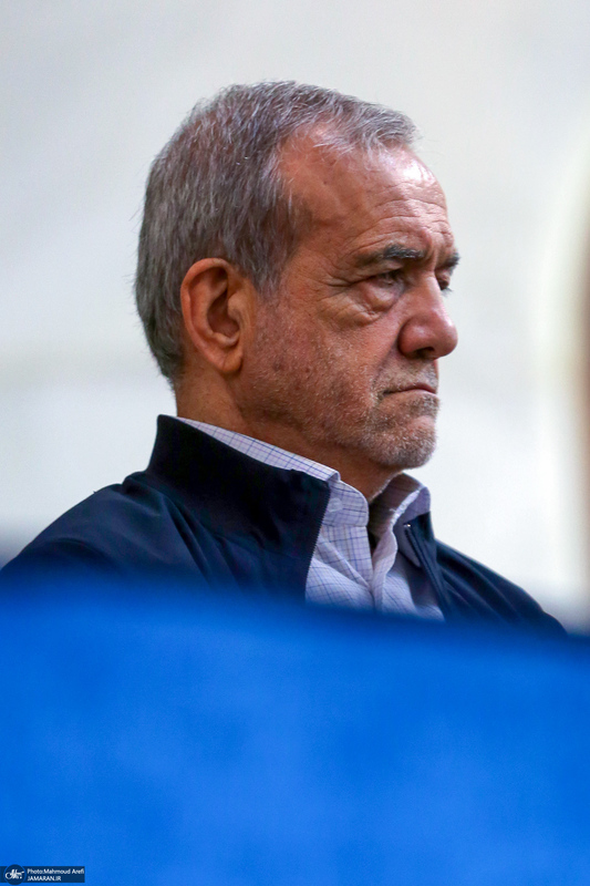 حضور شخصیت‌های سیاسی و مسئولان کشوری و لشکری در مراسم سالگرد ارتحال حضرت امام خمینی (س) -3