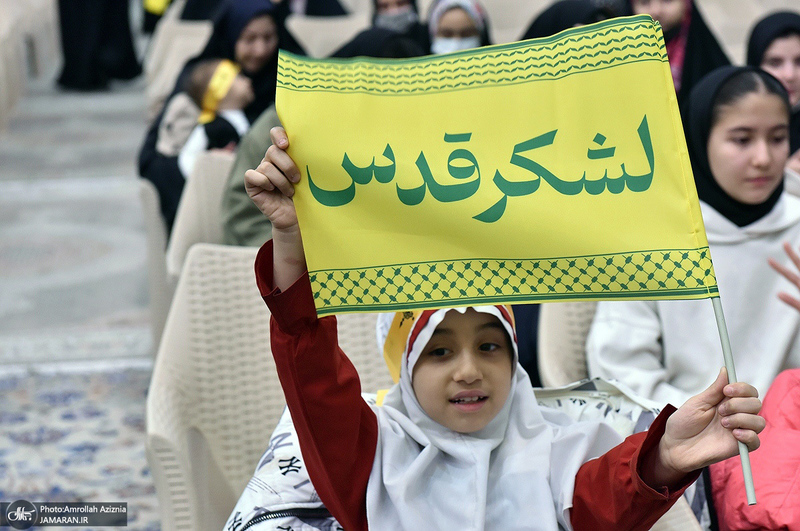 مراسم تجلیل از دانش آموزان برگزیده فرهنگی، هنری و قرآن، عترت و نماز منطقه 19