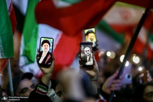 هشتادمین اجتماع پر شور مردم در میادین تهران