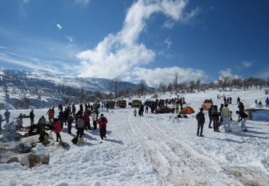 برگزاری همایش کوهپیمایی خانوادگی به مناسبت دهه فجر در قزوین